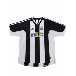 Νιουκάστλ 2001/03 εντός έδρας εμφάνιση