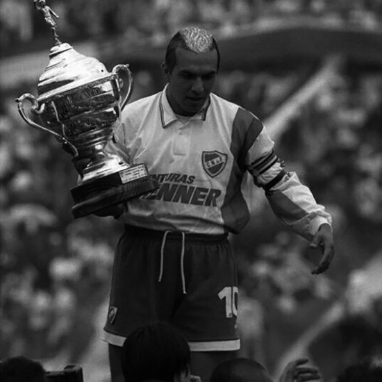 Club Nacional de Football 1998 Retro Football Shirt