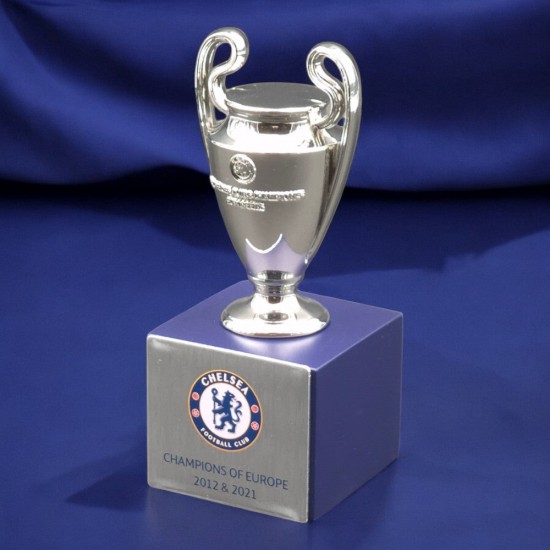 UEFA Champions League τρισδιάστατη μινιατούρα τροπαίου σε ξύλινη βάση Τσέλσι (45mm)